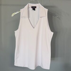 Golftini Women's White V-Neck Sleeveless Blouse